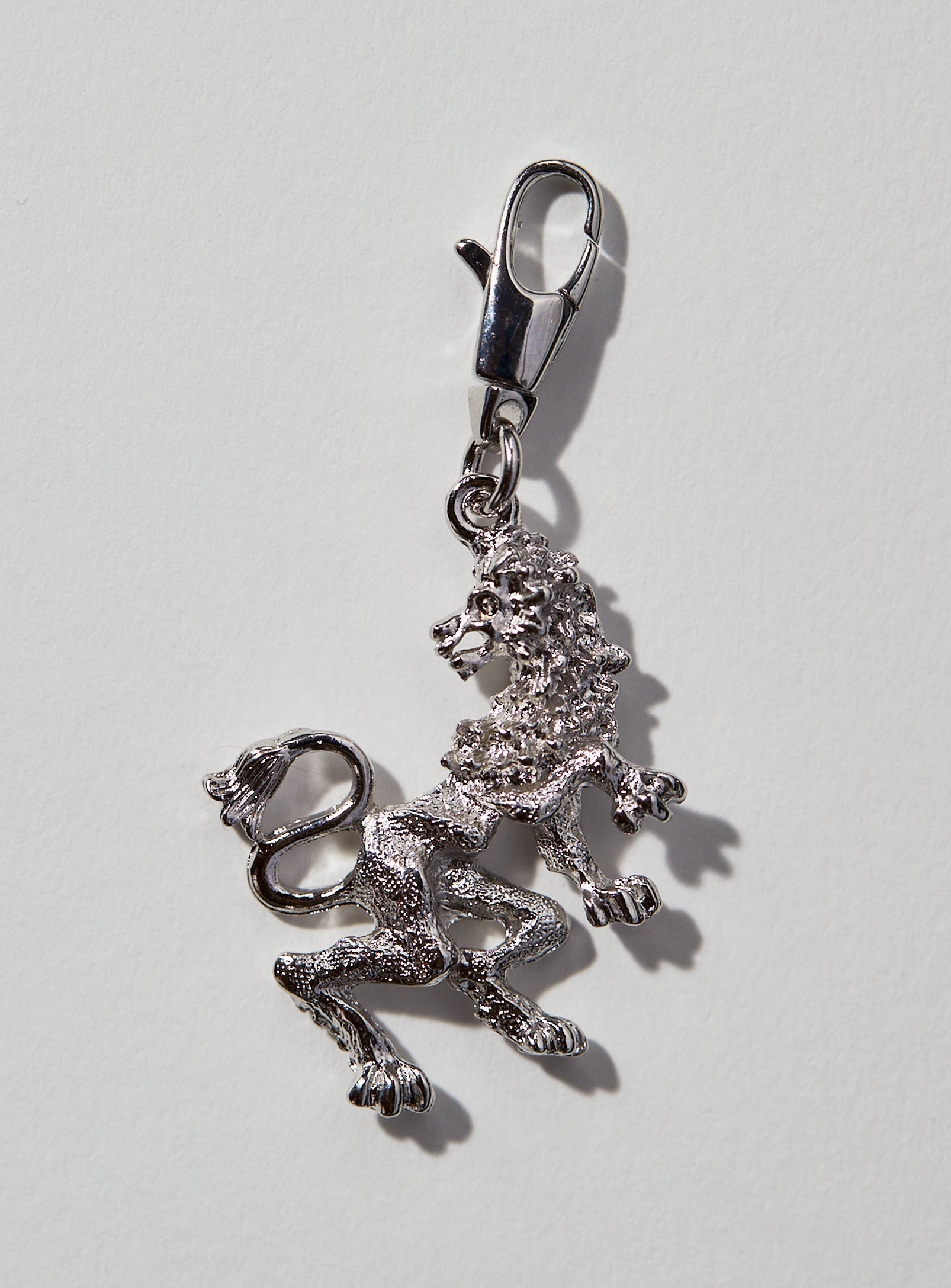 Leo Zodiac Charm: This 3 dimensional pendant comes in 22k gold or rhodium electroplate and a swivel lobster clasp for the best possible displaying of your astrological self. This zodiac charm is perfect for adding onto our zodiac necklace or any other necklace or bracelet. SEE OUR OTHER PRODUCT LISTINGS TO BUY THE CHAIN If not in stock, item takes approximately 4-8 weeks to produce. Feel free to email info@paricijewellery.com to see if item is currently in stock.