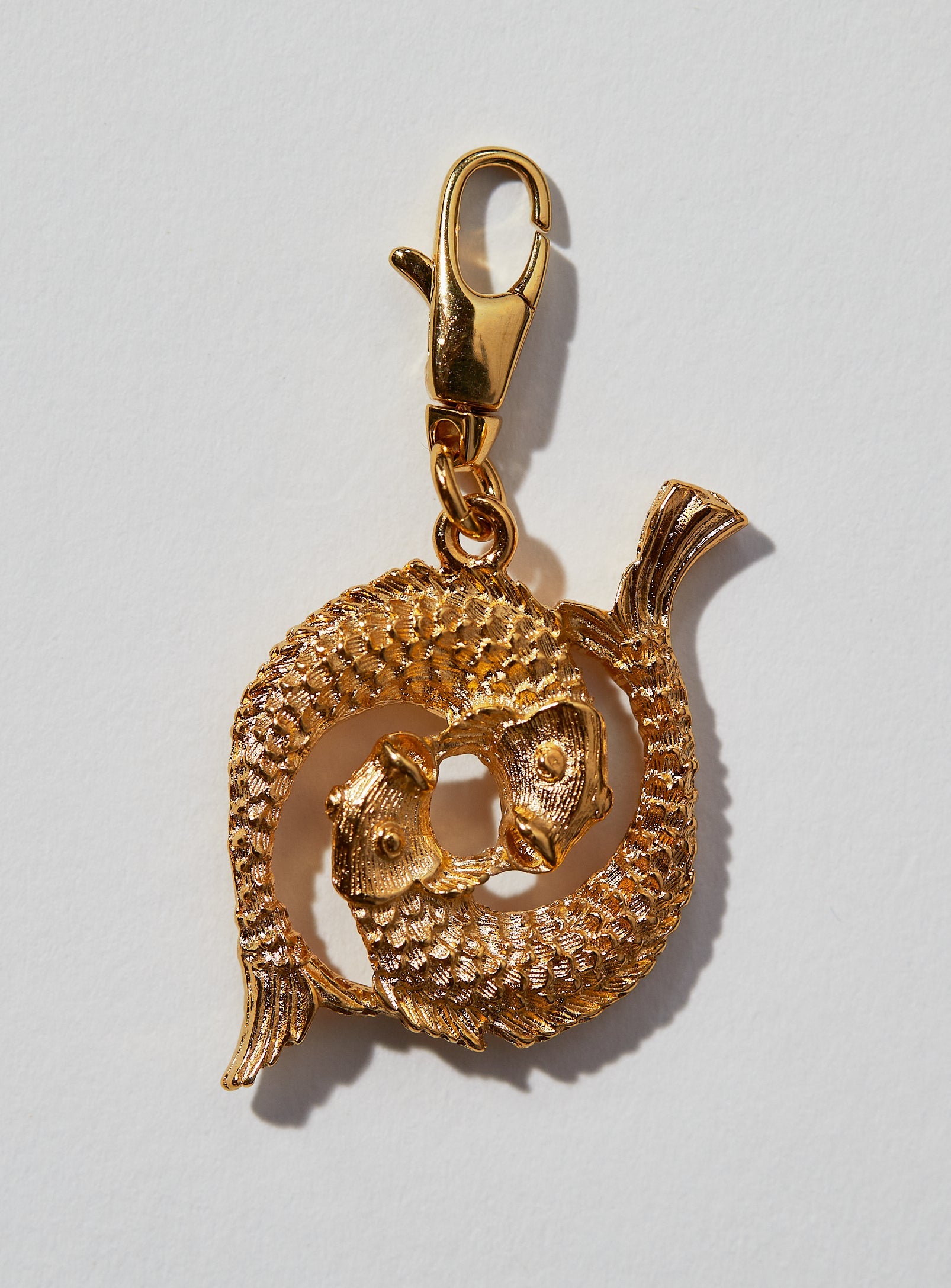 This 3 dimensional pendant comes in 22k gold or rhodium electroplate and a swivel lobster clasp for the best possible displaying of your astrological self. This zodiac charm is perfect for adding onto our zodiac necklace or any other necklace or bracelet.  SEE OUR OTHER PRODUCT LISTINGS TO BUY THE CHAIN  If not in stock, item takes approximately 4-8 weeks to produce. Feel free to email info@paricijewellery.com to see if item is currently in stock.